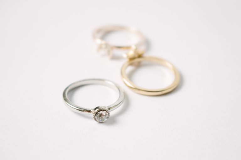 あなたの常識をぶち壊すオリジナルTシャツ誰とも被らない刺激と危うさの最前線