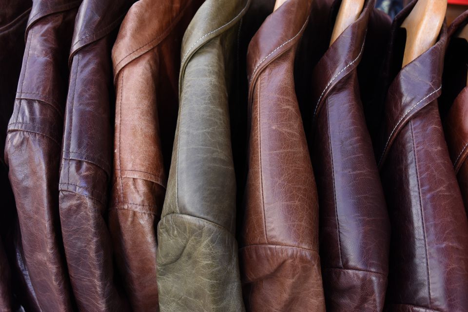 オリジナルTシャツが紡ぐ現代の自己表現と共感コミュニティの新潮流