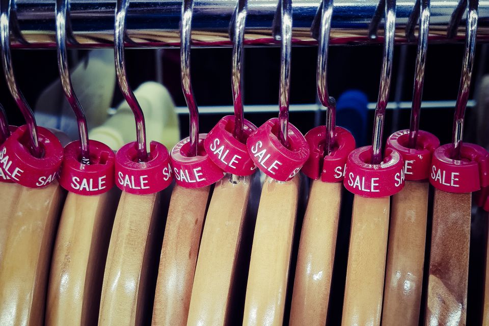 個性を楽しむ時代に進化するオリジナルTシャツの表現と流行の最前線